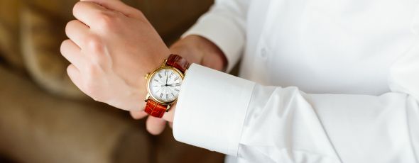 How to Get a Luxury Watch That Holds Value Without Paying Full Price