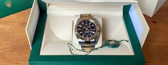 Haute Horologe - Is Buying a New Luxury Watch Actually a Mistake?