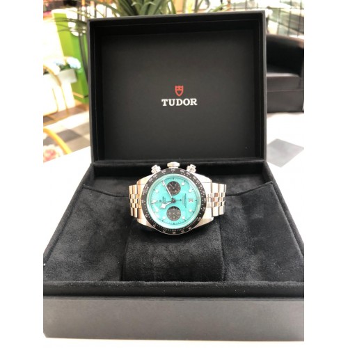 TUDOR BLACK BAY CHRONO TURQUOISE DIAL STAINLESS STEEL 41MM(2025) - M79360N-0024