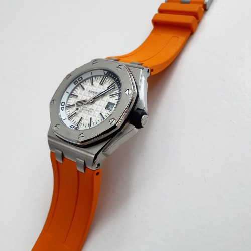 AUDEMARS PIGUET ROYAL OAK OFFSHORE DIVER WHITE STEEL 42MM - 15710ST.OO.A010CA.01