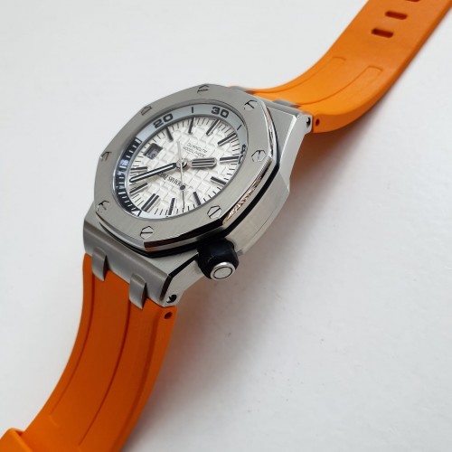 AUDEMARS PIGUET ROYAL OAK OFFSHORE DIVER WHITE STEEL 42MM - 15710ST.OO.A010CA.01