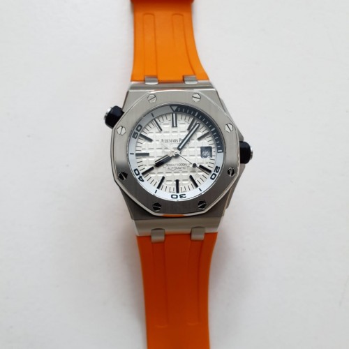 AUDEMARS PIGUET ROYAL OAK OFFSHORE DIVER WHITE STEEL 42MM - 15710ST.OO.A010CA.01